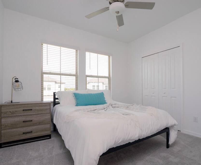 Modern Oasis! 3Br Townhouse In A Lagoon Community Wesley Chapel Dış mekan fotoğraf