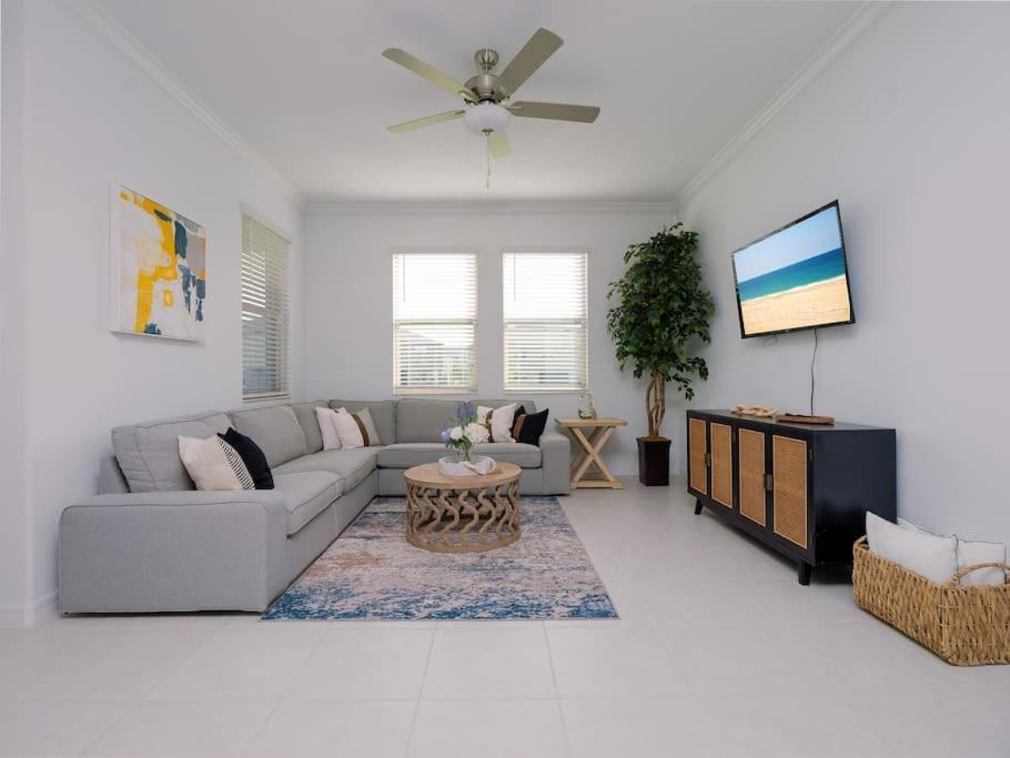 Modern Oasis! 3Br Townhouse In A Lagoon Community Wesley Chapel Dış mekan fotoğraf