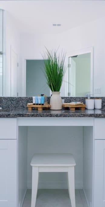 Modern Oasis! 3Br Townhouse In A Lagoon Community Wesley Chapel Dış mekan fotoğraf