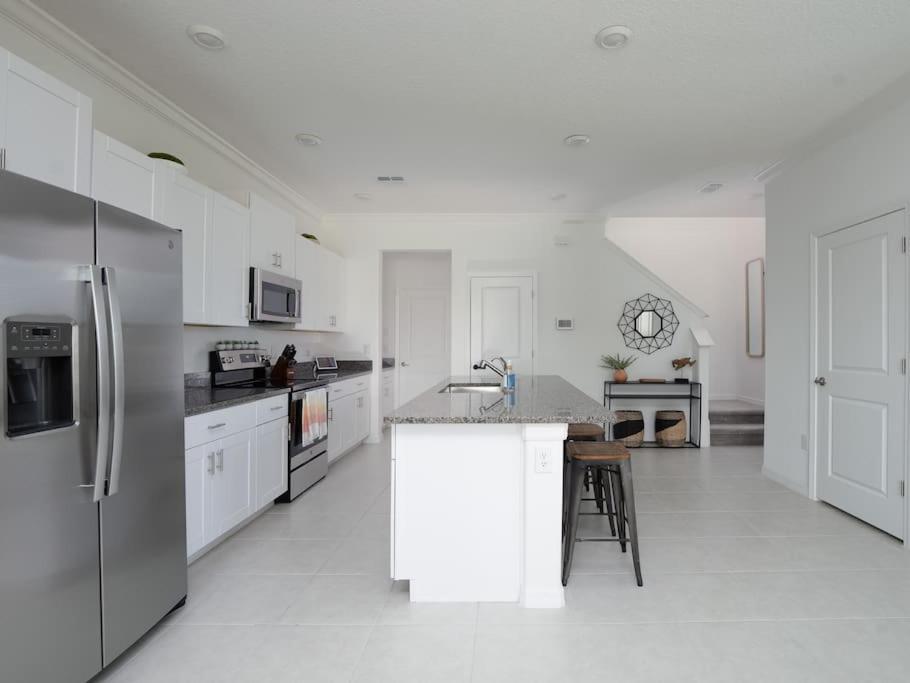 Modern Oasis! 3Br Townhouse In A Lagoon Community Wesley Chapel Dış mekan fotoğraf